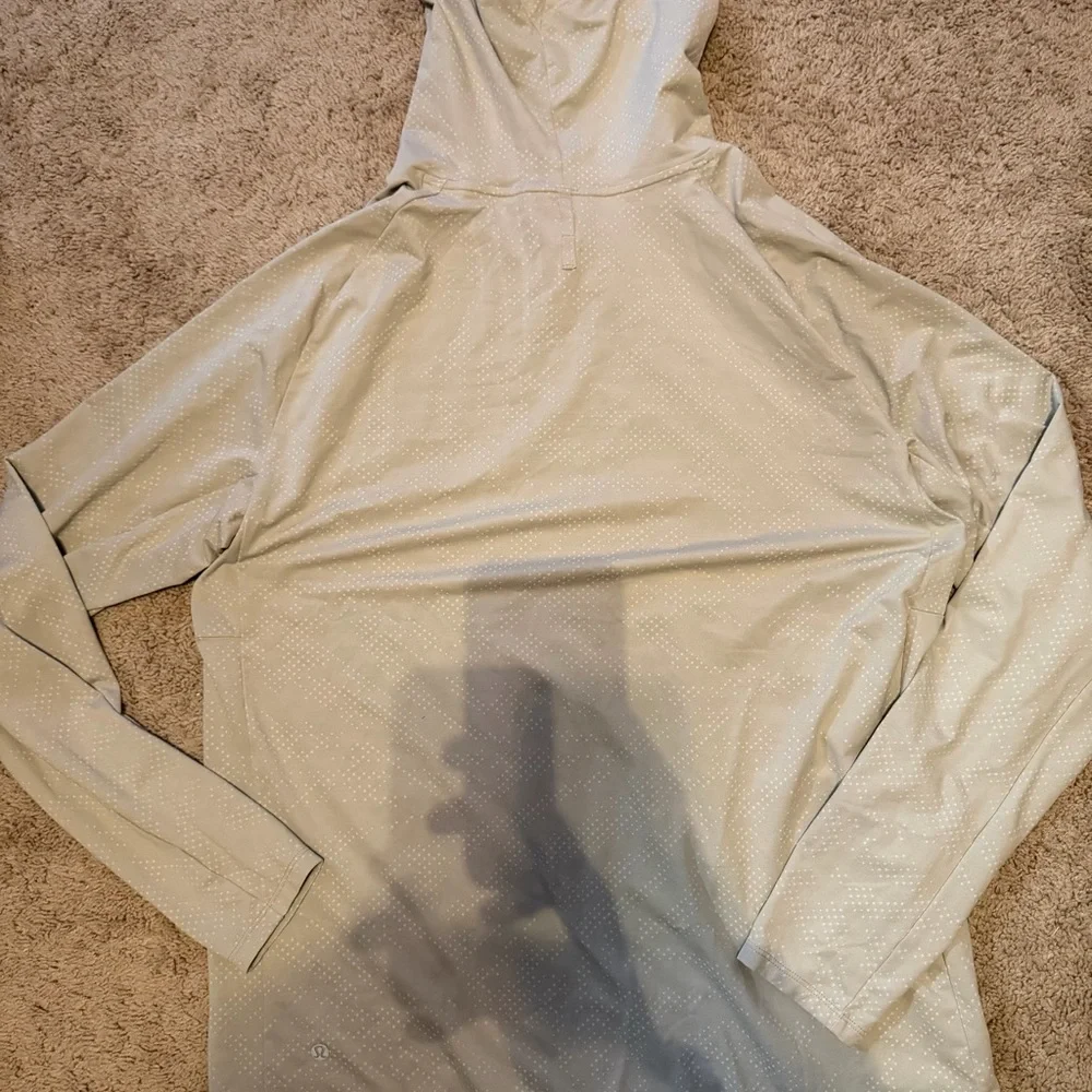 Lululemon XL Hoodie - Picture 2 of 2